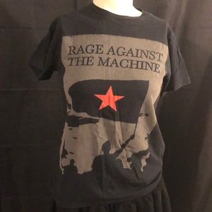 🎸 👊 Small Rage Against the Machine shirt RATM